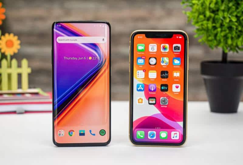 What Is The Difference Between OnePlus 7 Pro vs iPhone XR